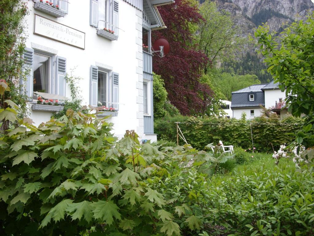 Romantic-Pension Albrecht - Since 1901 Hohenschwangau Exterior photo